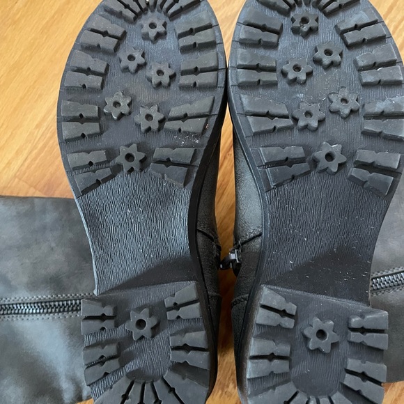 White mountain boots - Picture 3 of 5